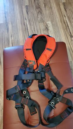 3M PROTECTA FULL BODY HARNESS