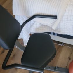 Marcy Recumbent Exercise Resistance Bike. Preowned in very good condition. 
