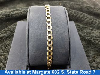 Cuban Link Bracelet - Yellow Gold 10k (.417) 3.2 grams 8 inch