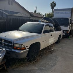 1996 Dodge Dakota