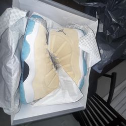 Jordan 11 H-town Size 13