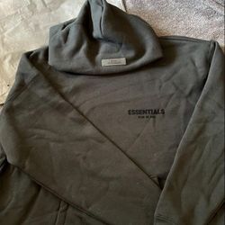 Essential Hoodie And Sweats