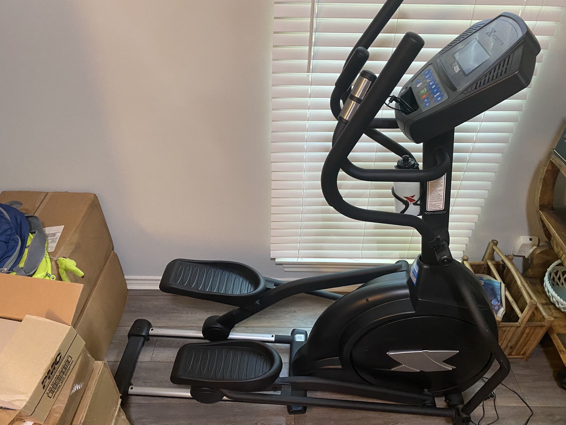 Used Xterra FS400 Ellipticals