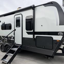 2026 Forest River Rockwood Mini Lite 2214S – NEW – Financing & Trade-Ins Available
