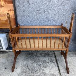 Doll Bassinet 