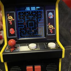 Min PAC Man Arcade Machine 