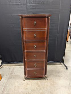 Bombay Company Classic Cherry Finish Chest