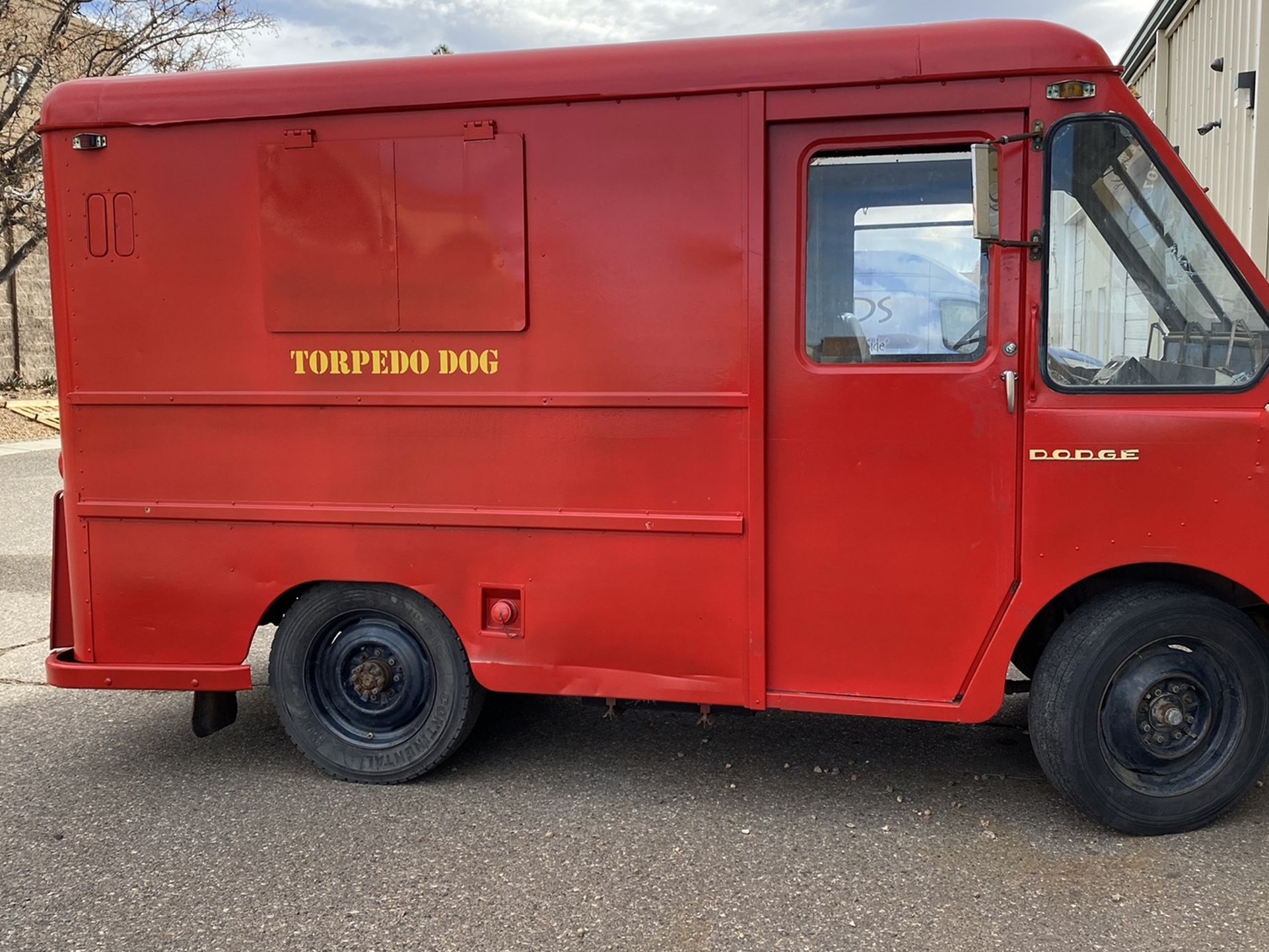 Dodge P100 Step Van / Food Truck