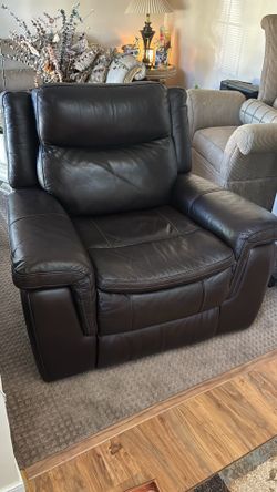 Recliner Chair