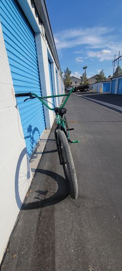 GT Performer 29" BMX Cruiser