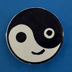 Nice Tai Chi  Yin Yang Smile Symbol Plastic Lapel Pin 1  1/4"