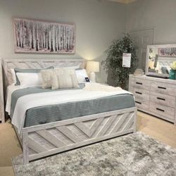 Premium Quality~Brand New Solid Wood Bedroom Set Available