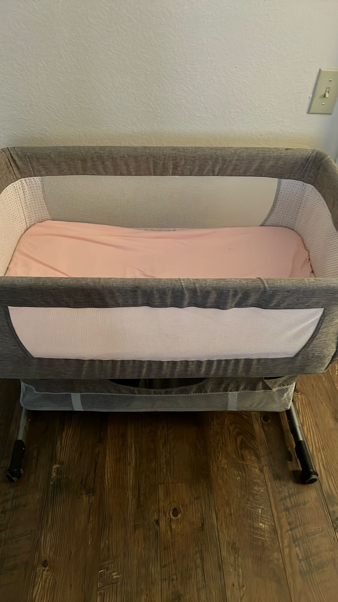 Baby Crib Co-sleeper 