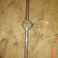 Little Giant Die Handle