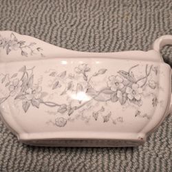 Vintage Alfred Meakin Gravy Boat