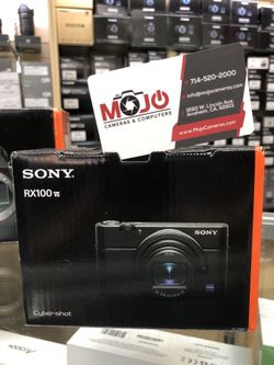 Sony RX100 VII Digital Camera