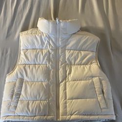 White Puffer Jacket With Pockets Reversible 