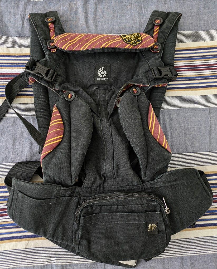 ERGOBABY Omni 360 HARRY POTTER Baby Carrier - Limited Edition