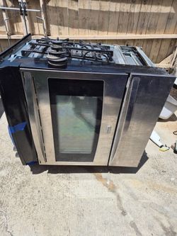Stove / Oven
