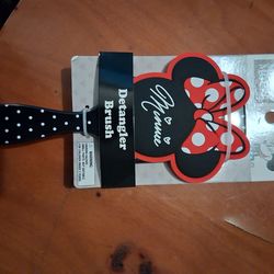 Min mouse detangle brush