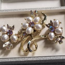 FAUX Pearl Brooch & Earrings