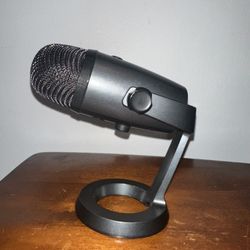 Blue Yeti Nano USB Microphone – Shadow Gray