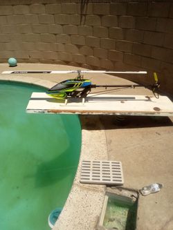 Blade 700 3d rc helicopter