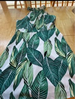 Used shein dress. Medium size.