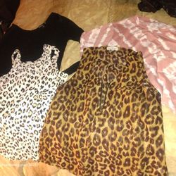 Bag Full Of Womens Medium All 10$