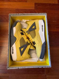 Jordan 4 lightning