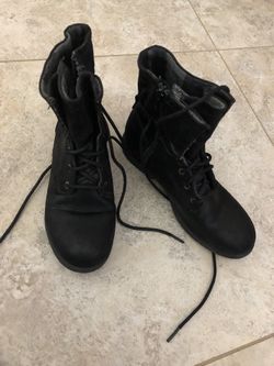 Girls Boots size 4