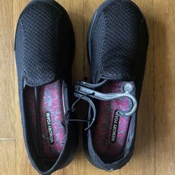 Danskin Memort  Foam Size 6 Women