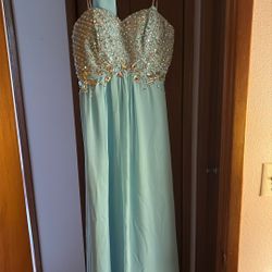 Formal dress 