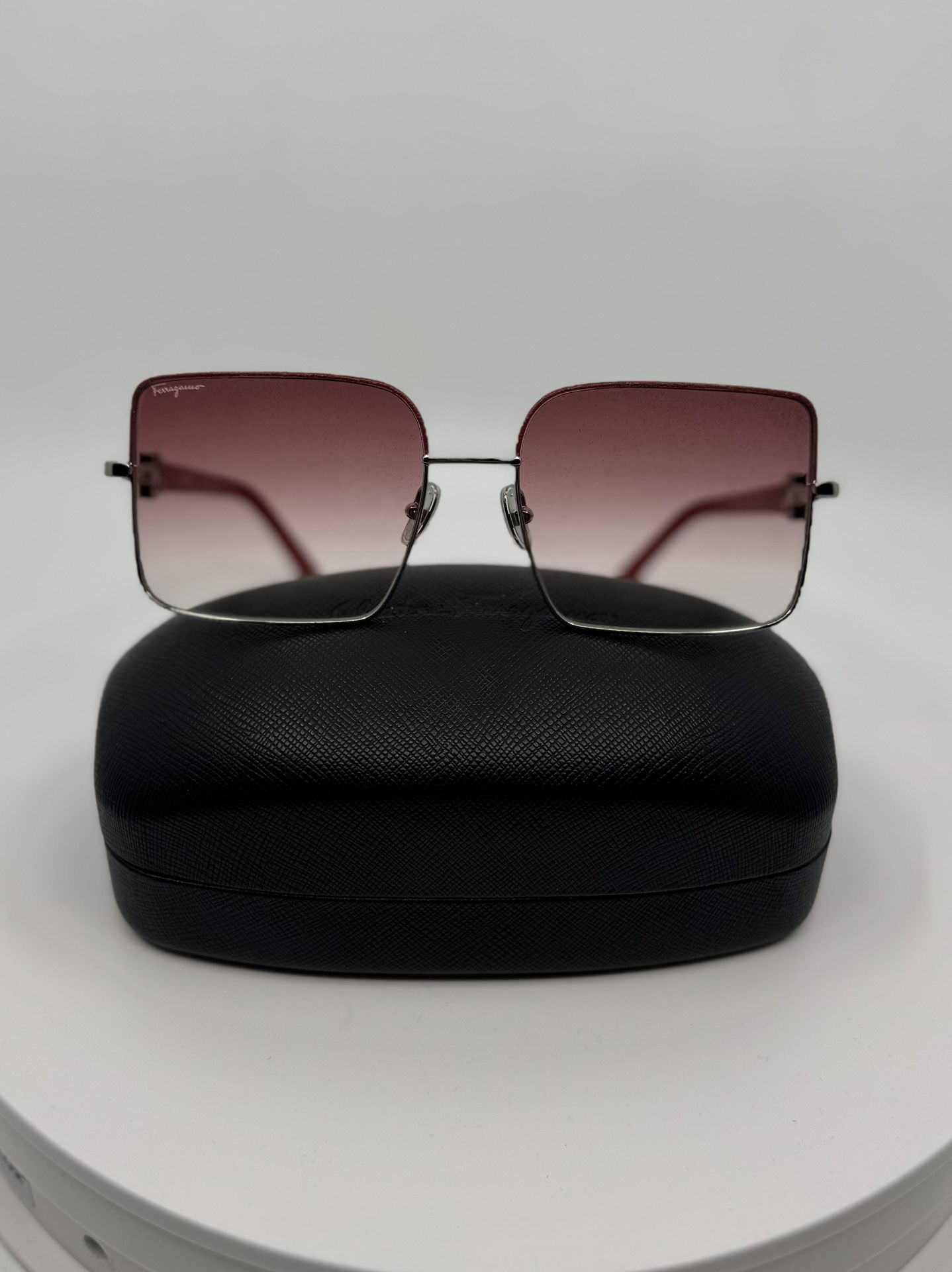 Salvatore Ferragamo Sunglasses Silver Frame /Red Pink  display picture 1
