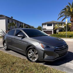 2019 Hyundai Elantra