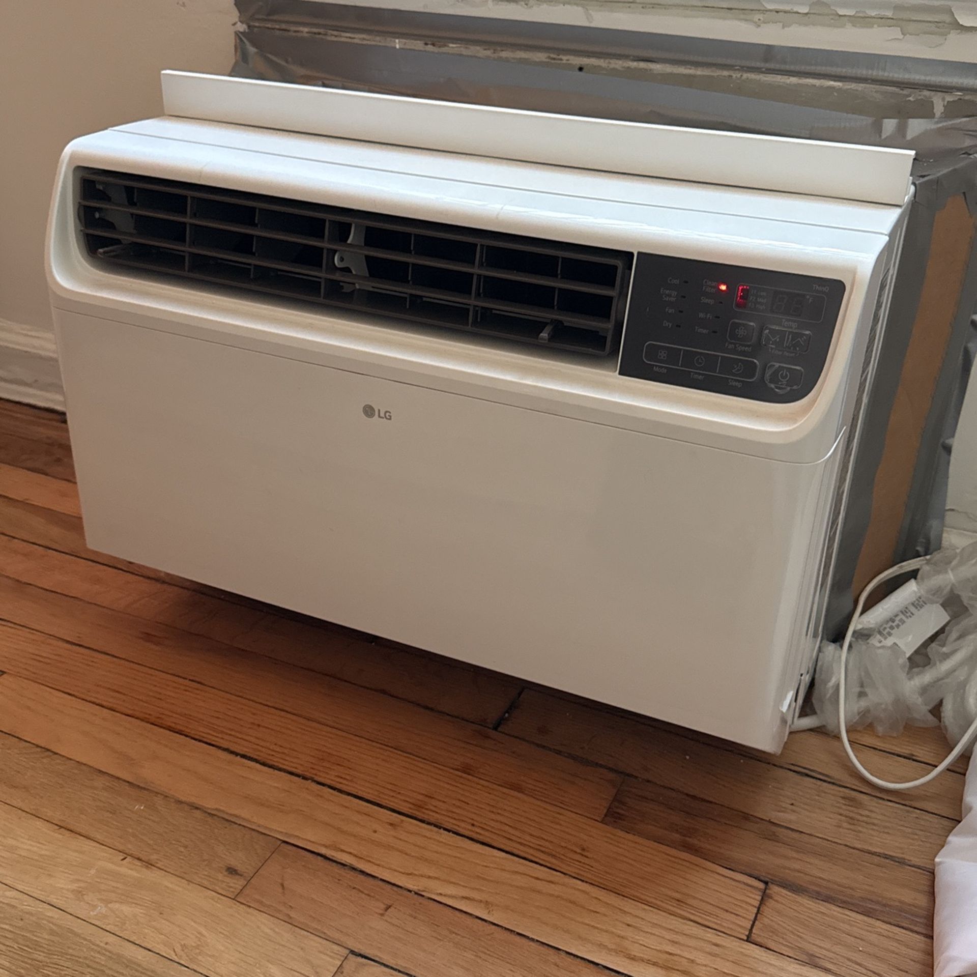 LG 14,000 BTU DUAL Inverter Smart Window Air Conditioner