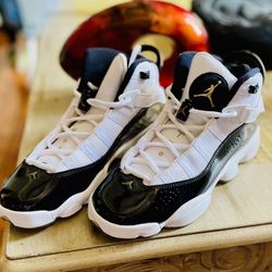 Jordan Sneakers Size 6 Youth 