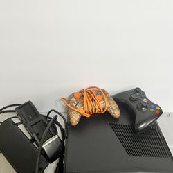 Xbox 360 225GB With Headset, 2 Controllers, Controller Charger