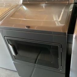 GRAY MAYTAG  GAS DRYER!!!