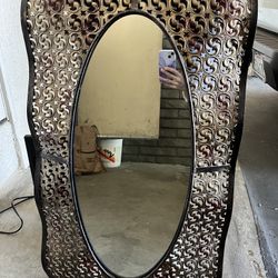 Accent Mirror