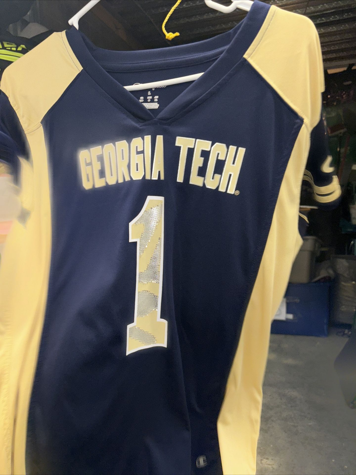 Ladies Jersey GA Tech large  Short Sleeves Preowned But Good Condition