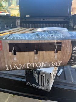 Hampton Bay Woodbury 24-in Vanity Bar Light