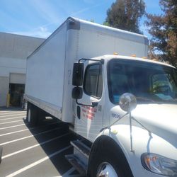 2014 Freightliner M2 106 