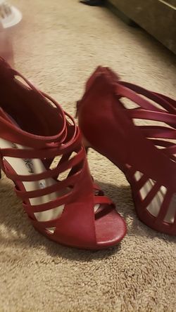 Heels size 8