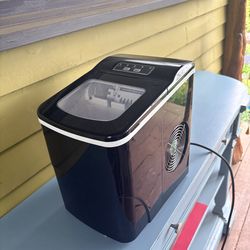 Icemaker