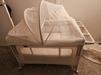TinyGlow 4 in 1 Crib