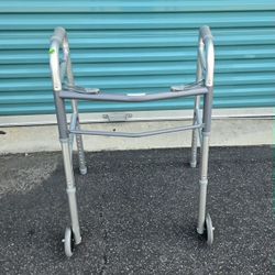 Guardian Walker Up To 300 Lbs