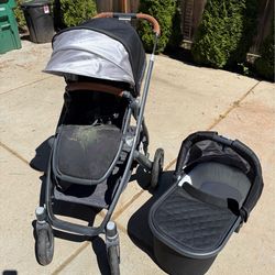 Stroller with bassinet