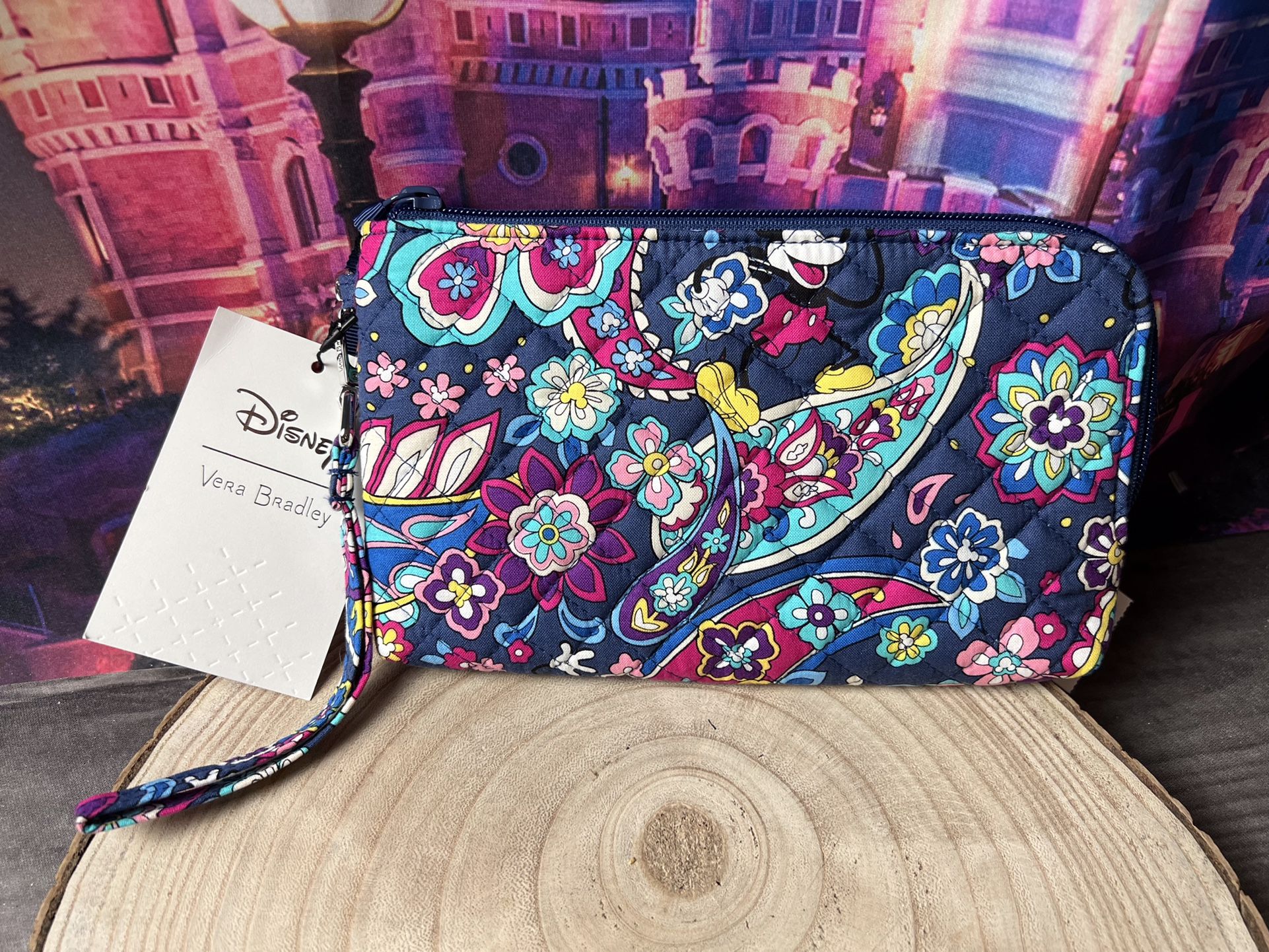 Disney Vera Bradley Sensational Six Paisley RFID Wristlet Mickey 