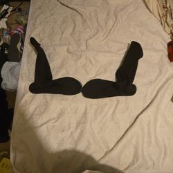 Yeezy Pods Fits A Sizse 9-10.5